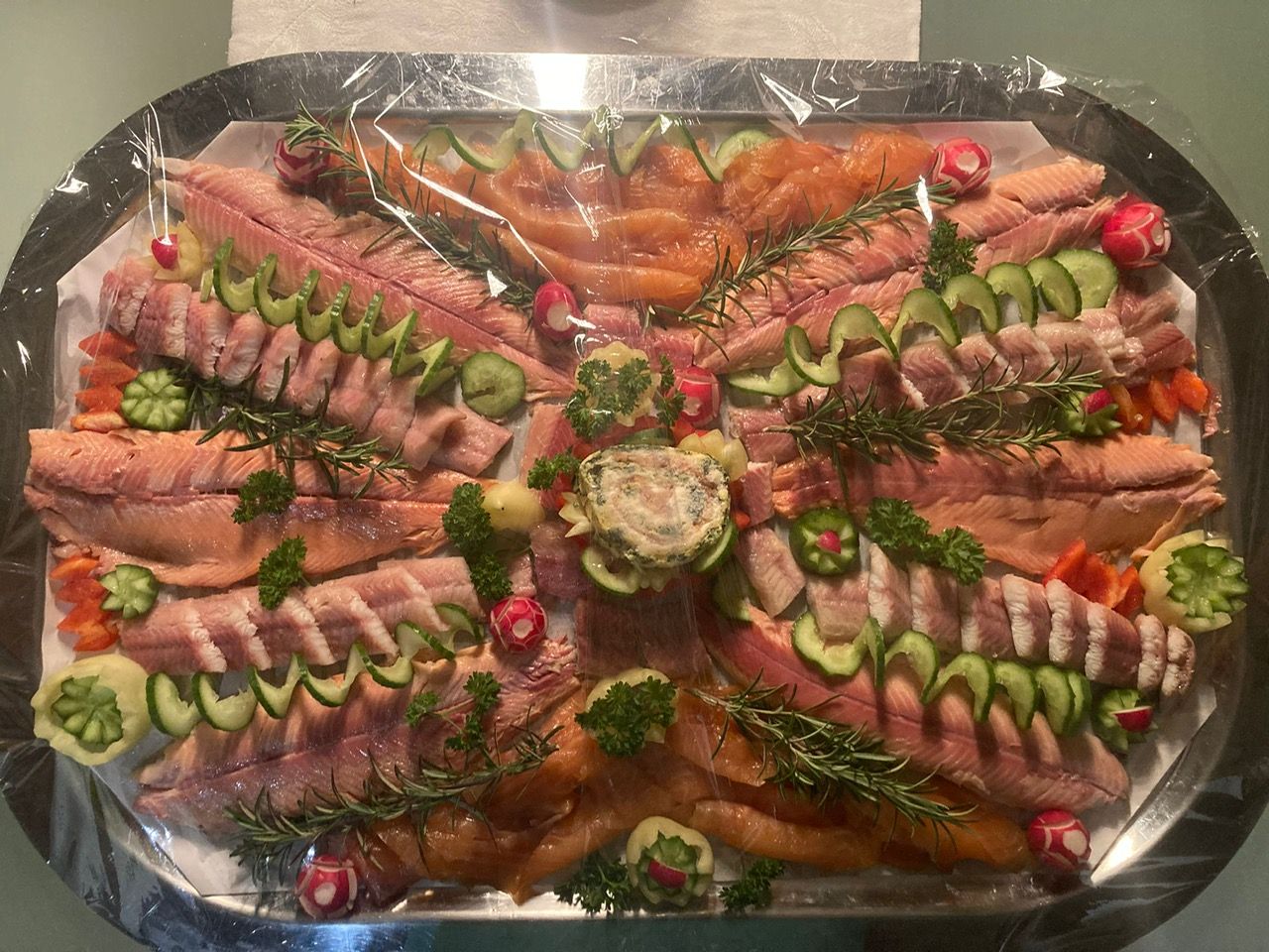 Beispiel einer Fischplatte von Fischen bei Chrischen